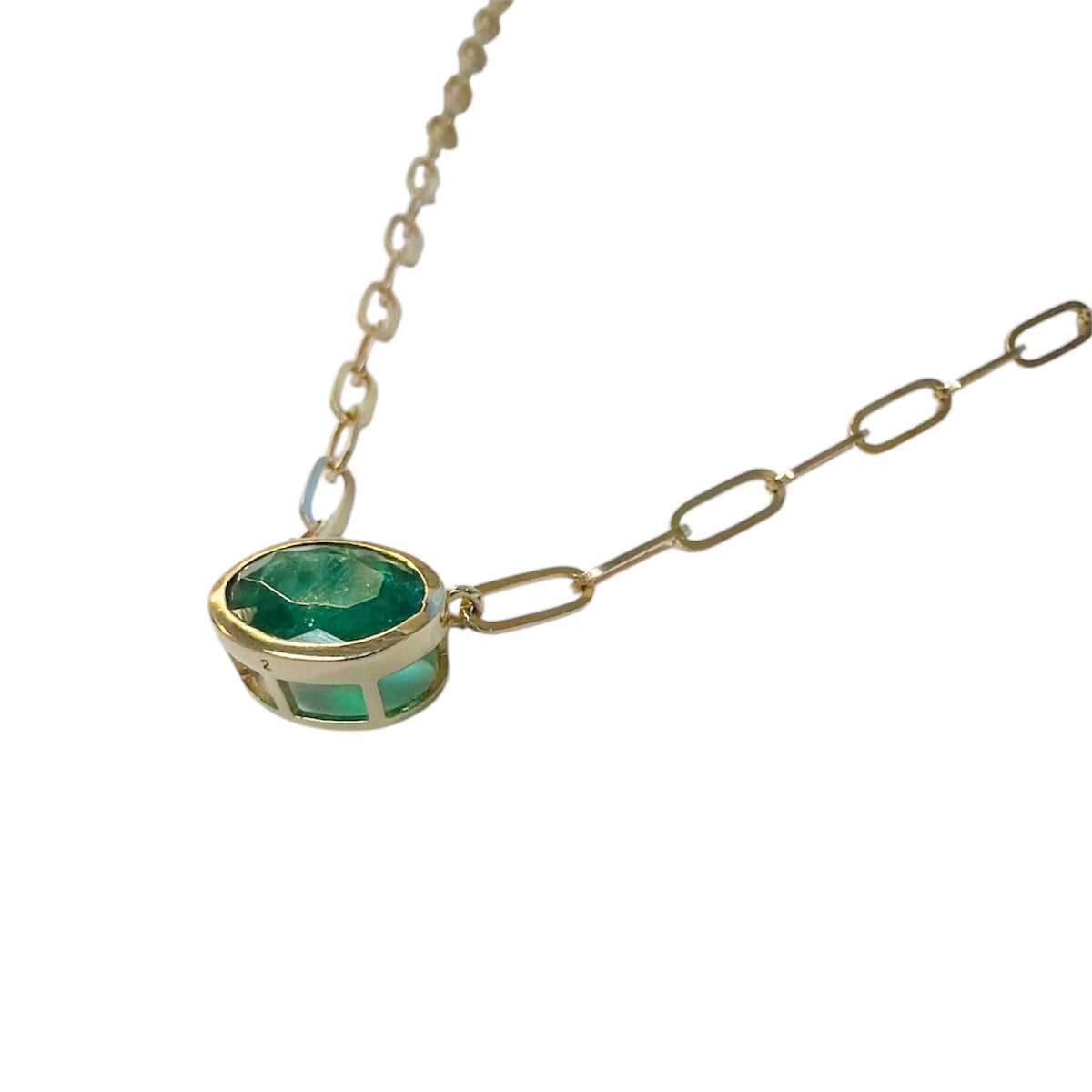 Oval Emerald Paperclip Necklace