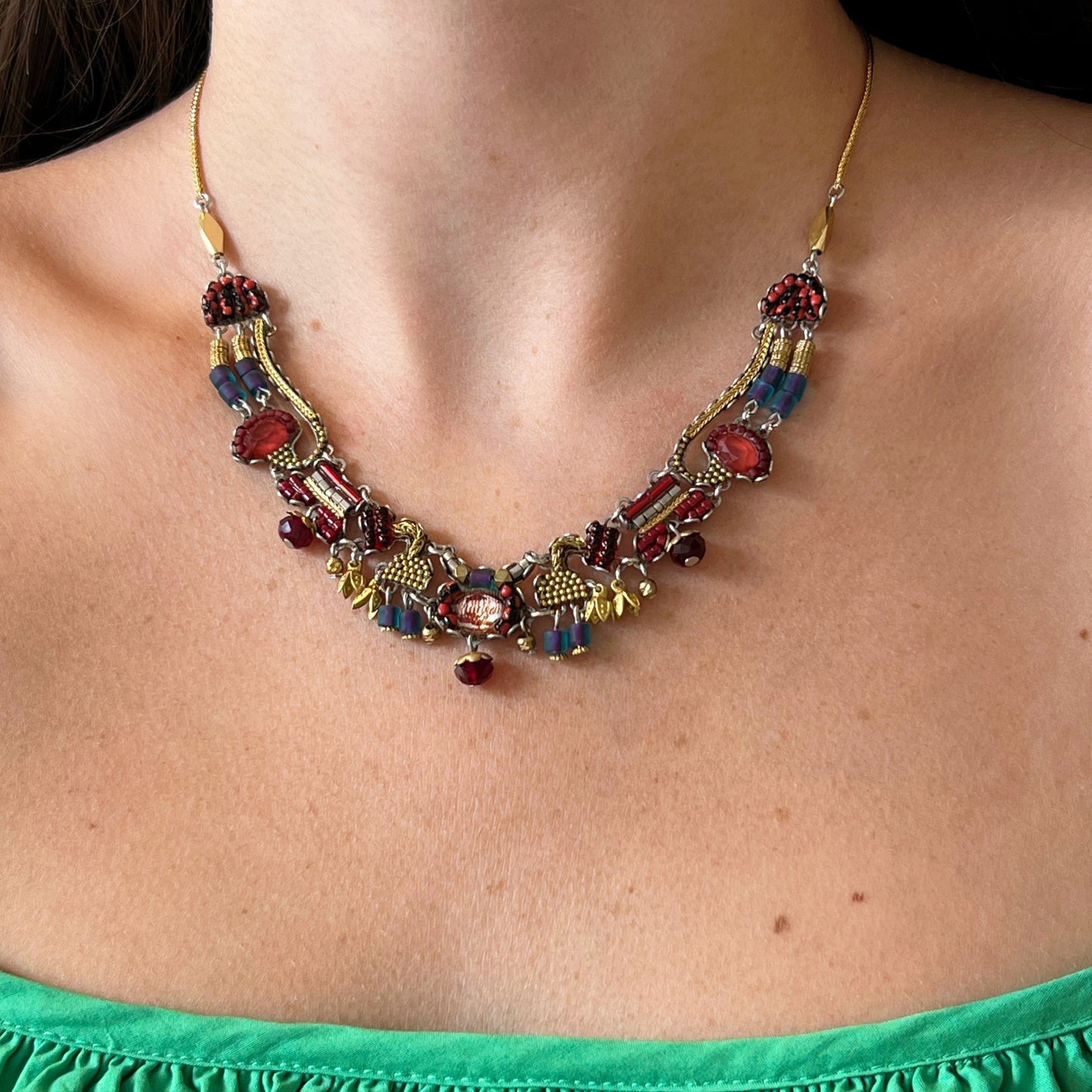 Noble Wine Necklace