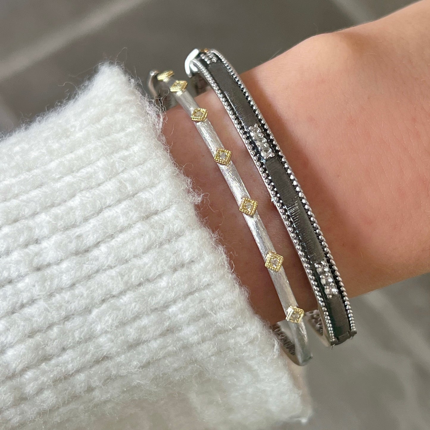 Oxidized Silver Simple Lisse Bangle