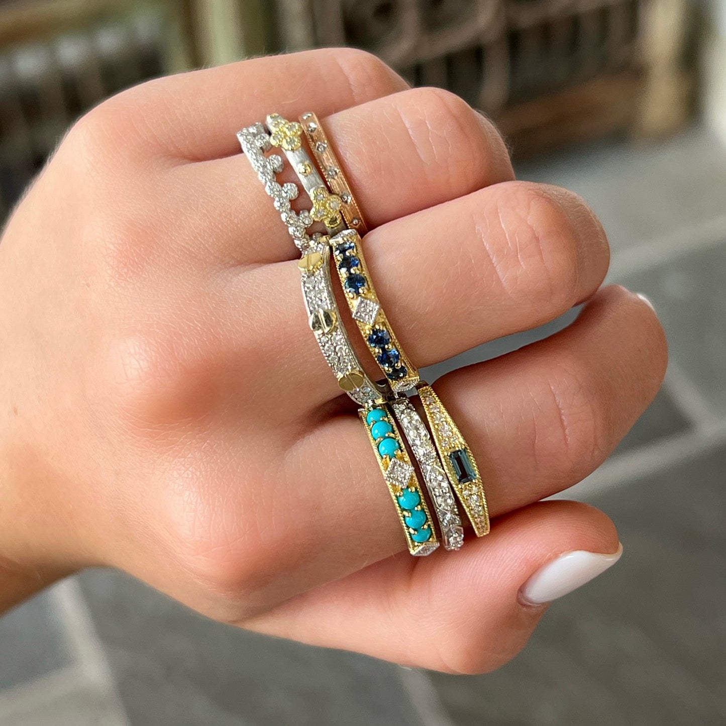 Lisse Delicate Beaded Band