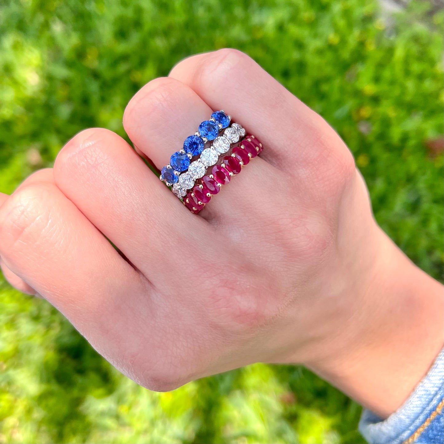 White Gold & Round Sapphire Band