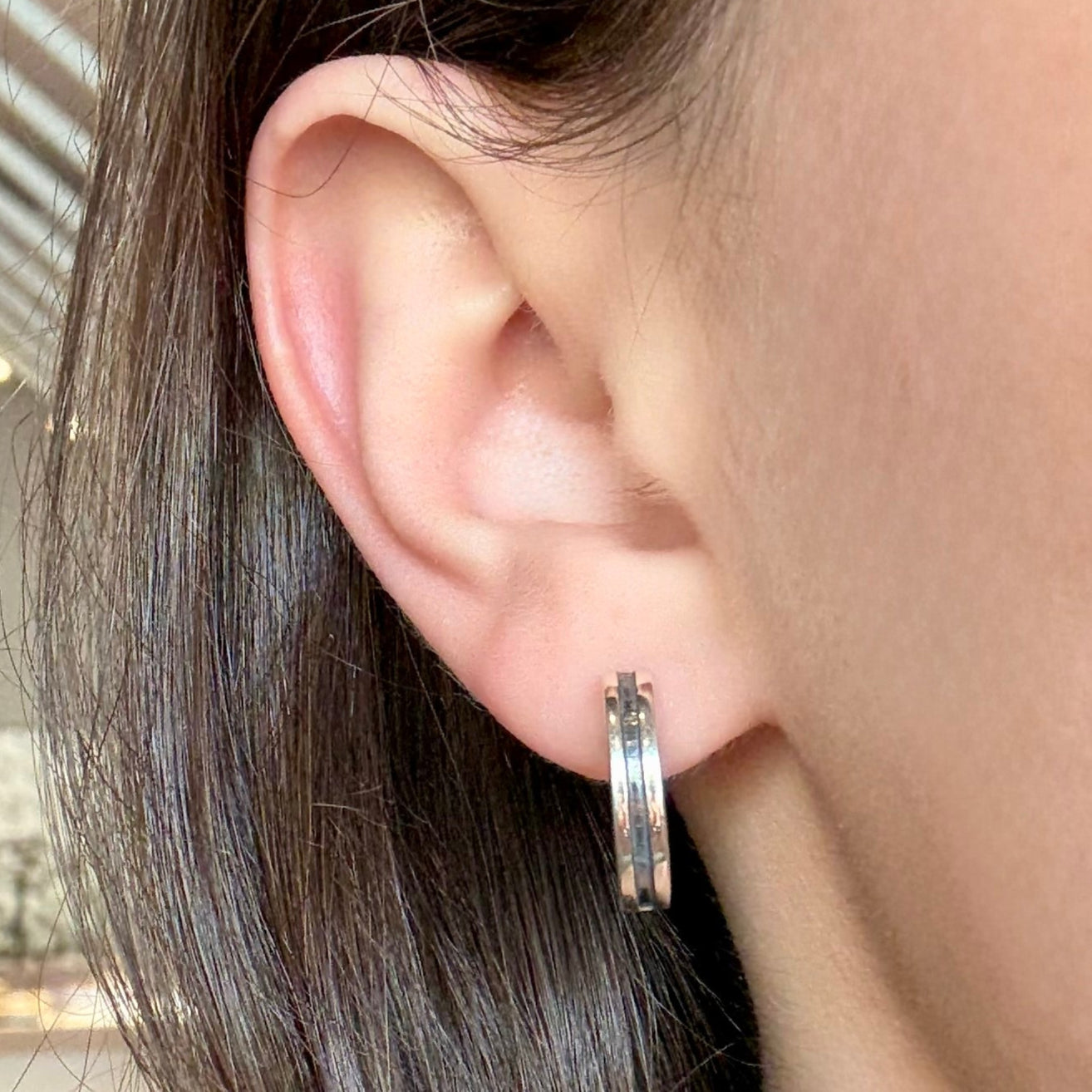 Thin Stratus Snap Huggie