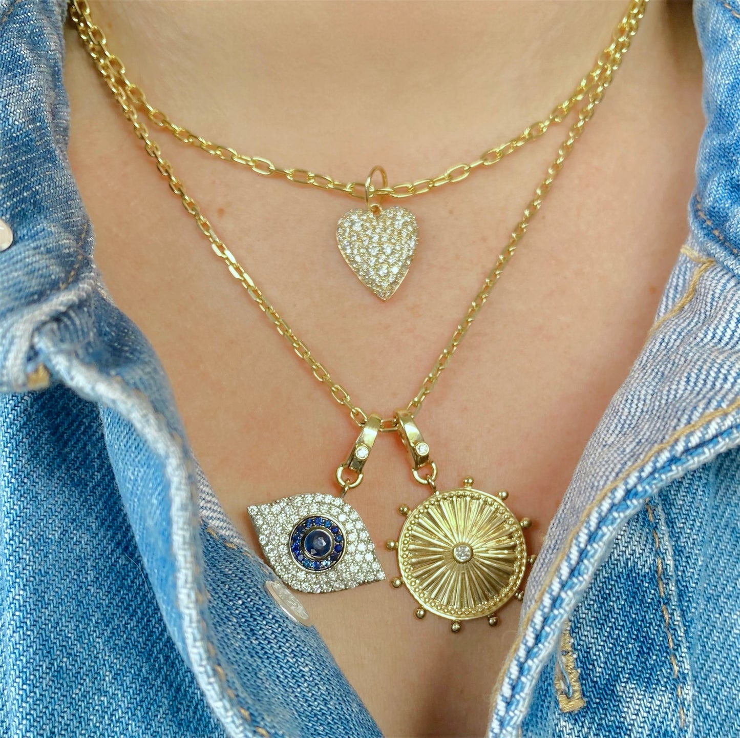 Fluted & Beaded Diamond Disc Pendant