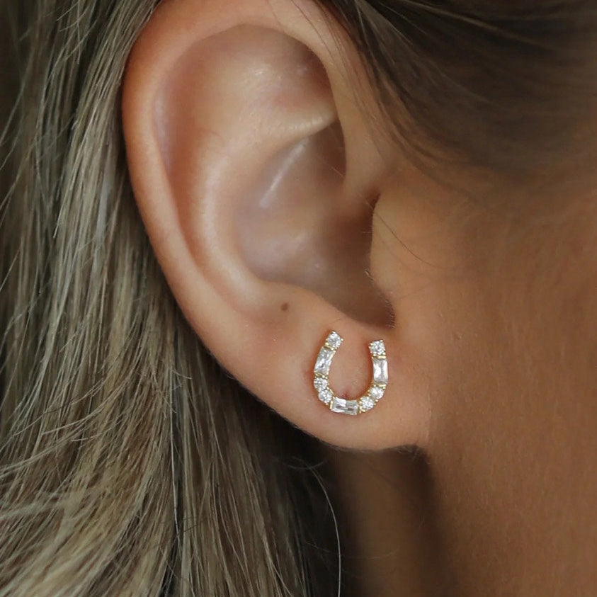 Horseshoe stud earrings