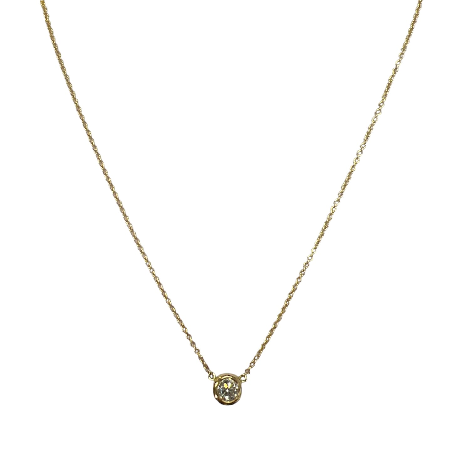 0.31 ctw Round Diamond Solitaire Necklace