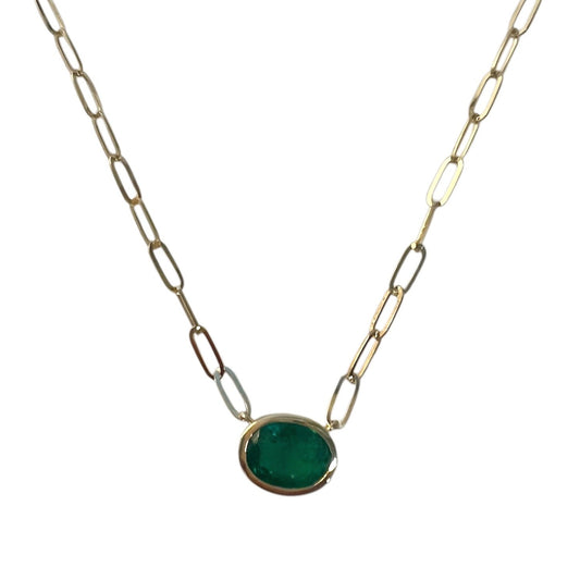 Oval Emerald Paperclip Necklace