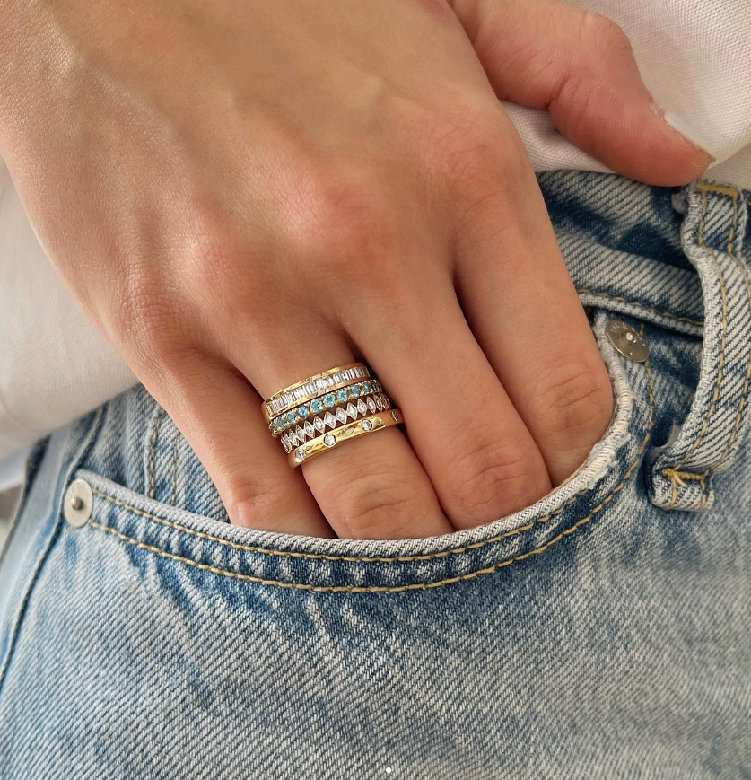 Marquise Illusion with Round Diamonds Ring