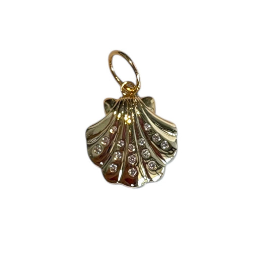 Gold Shell Diamond Pendant