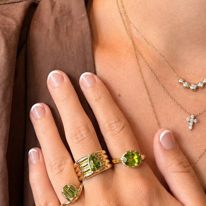 Peridot & Gold Oval Ring