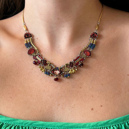 Noble Wine Necklace