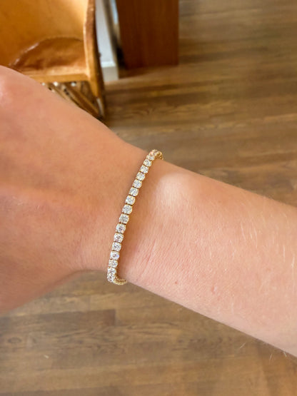 5.55 ctw Lab Grown Diamond Tennis Bracelet