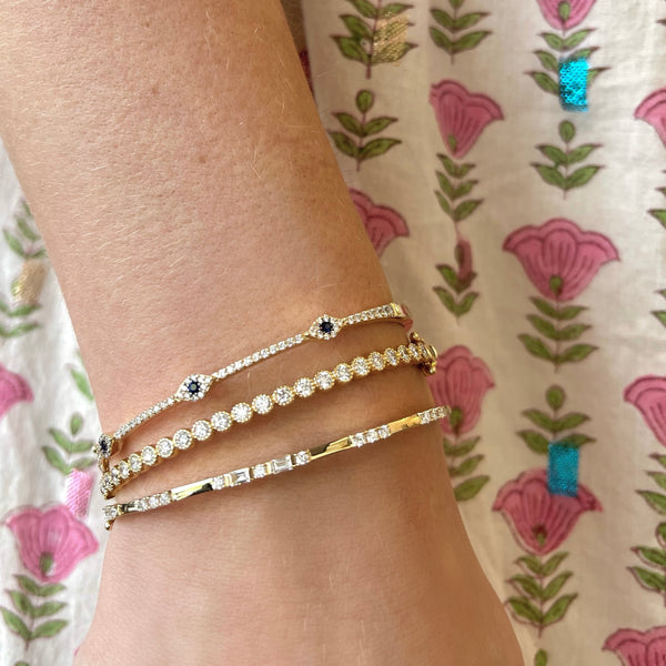 Milgrain Bezel Diamond Hinge Bracelet