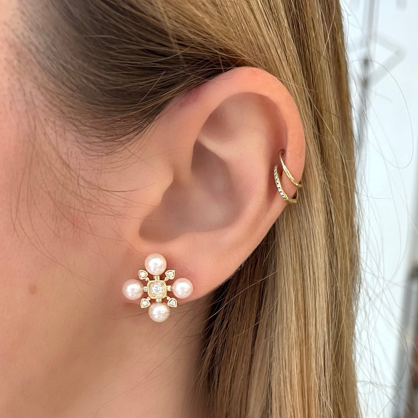 Diamond & Pearl Stud Earrings