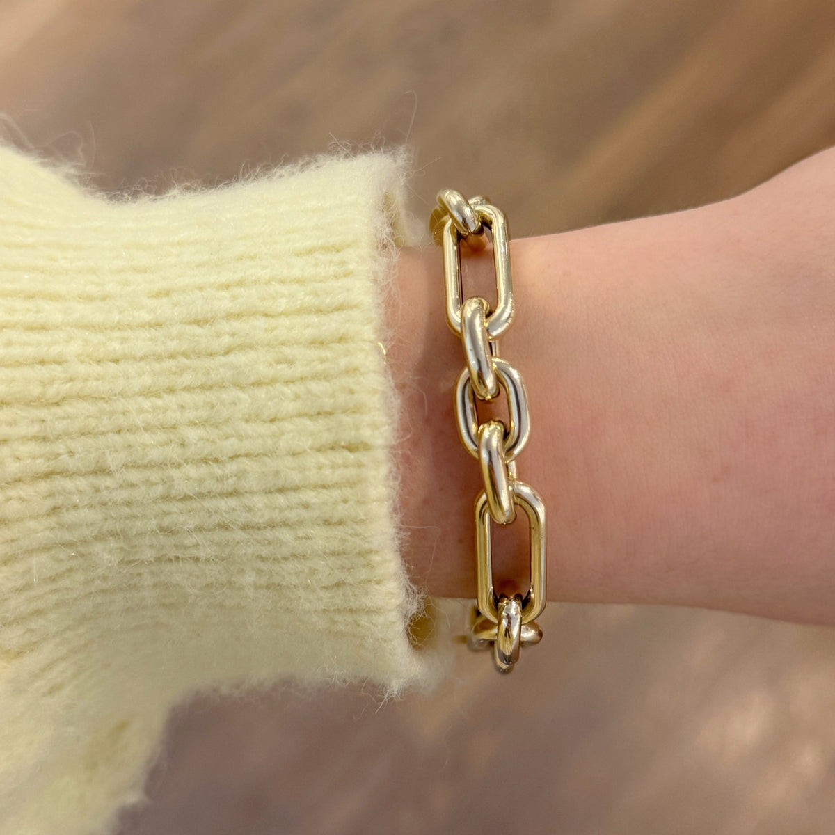 Oval Link Gold bracelet