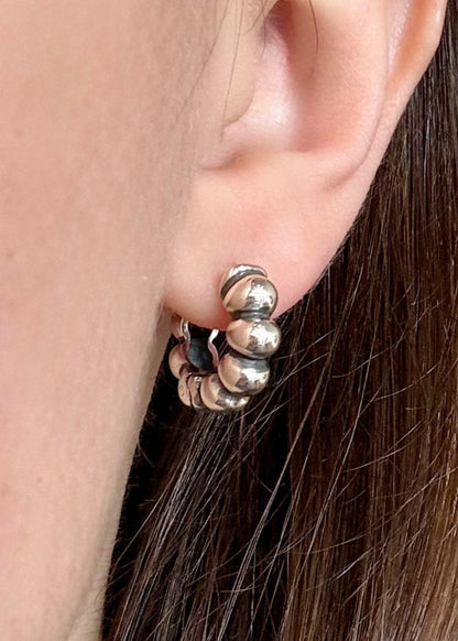 Medium Bumps Snap Hoops