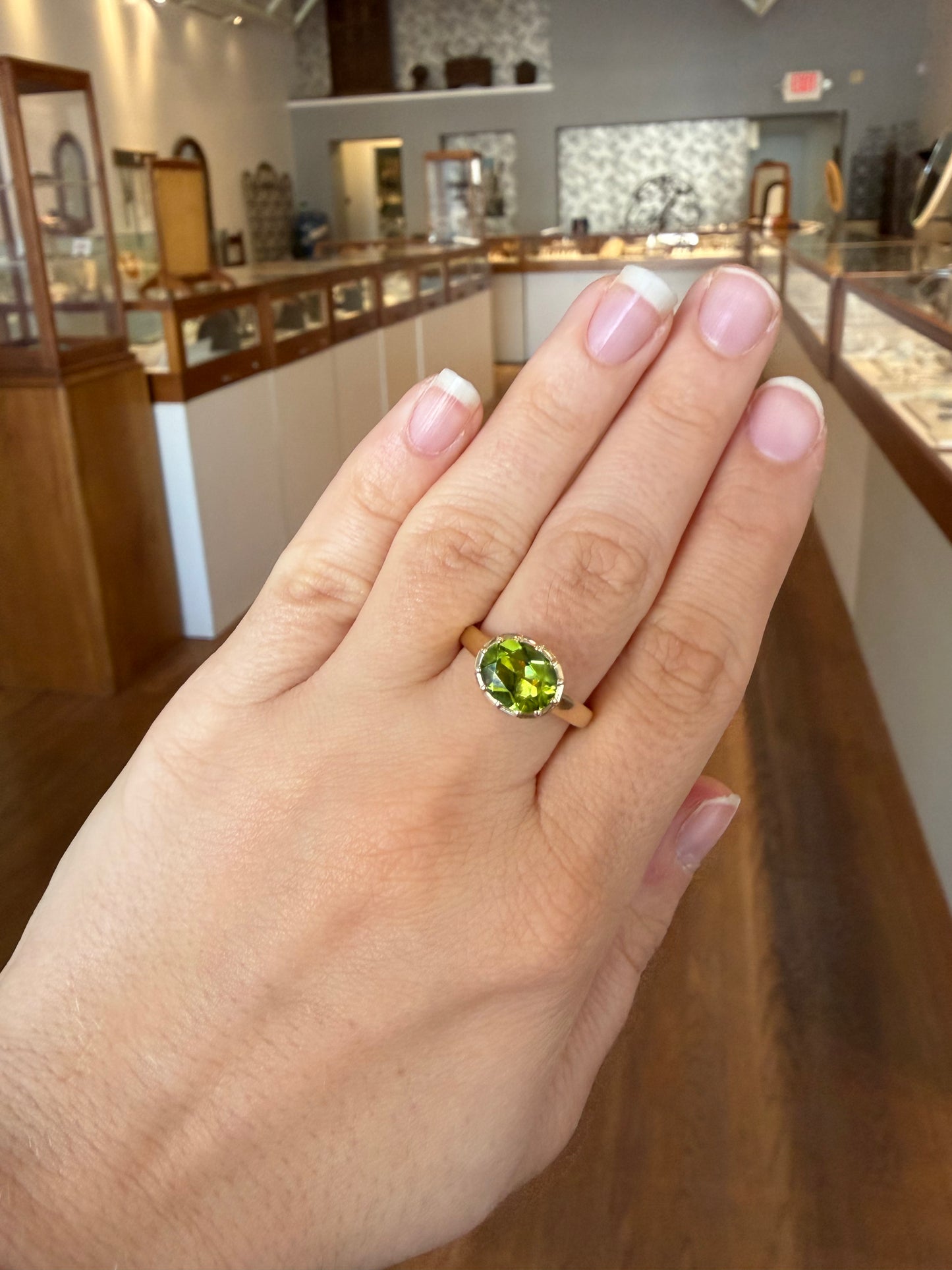 Peridot & Gold Oval Ring