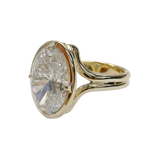 Oval Cut Lab Grown Diamond Ring