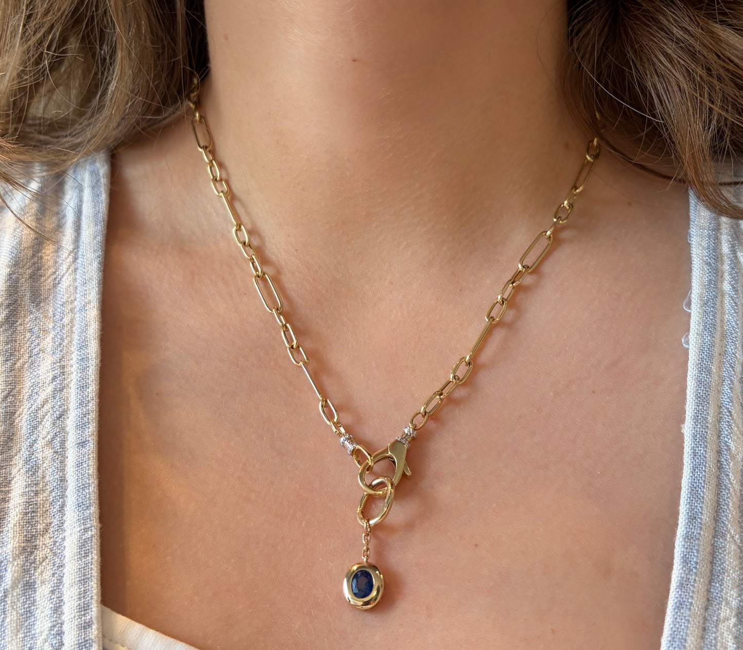 Round Blue Sapphire Pendant