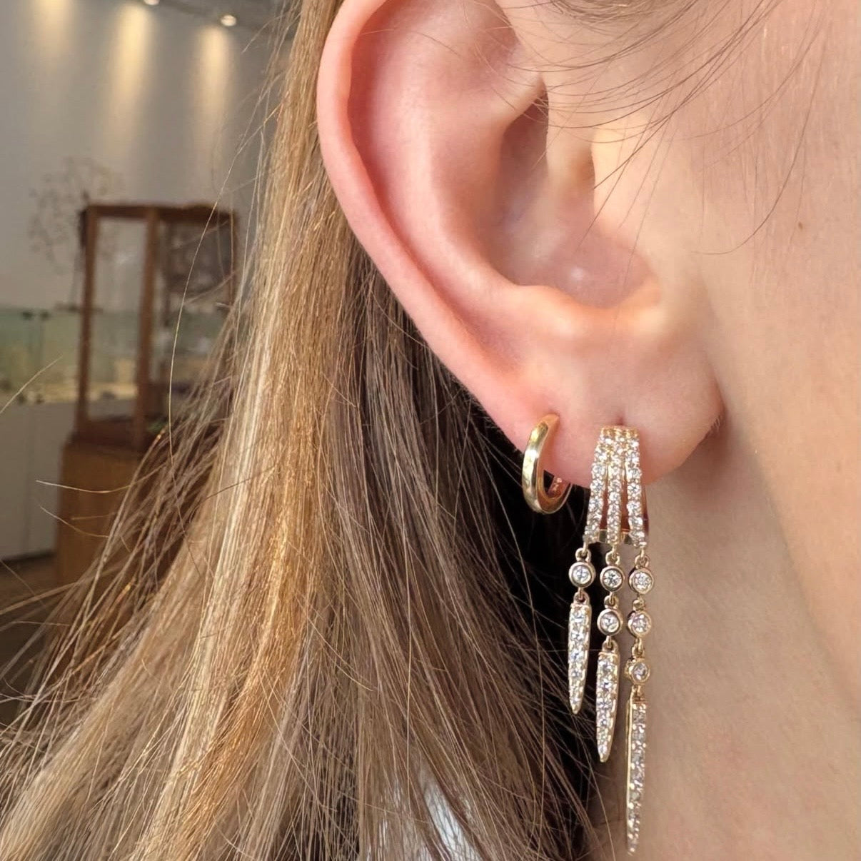 10mm Gold Huggies