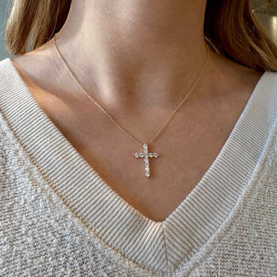 0.67 ctw Diamond and Gold Cross Necklace