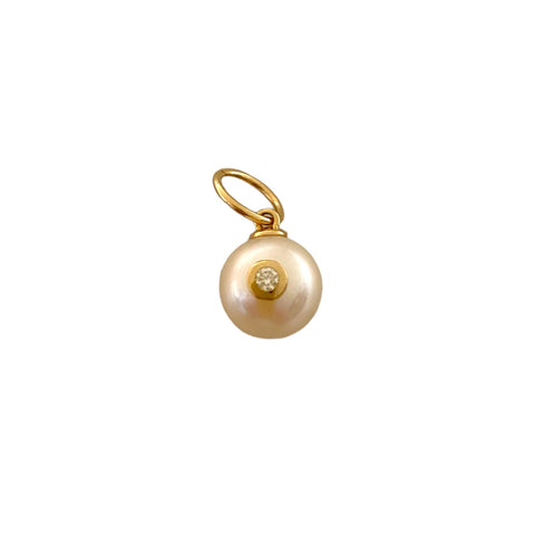 Pearl with Diamond Pendant