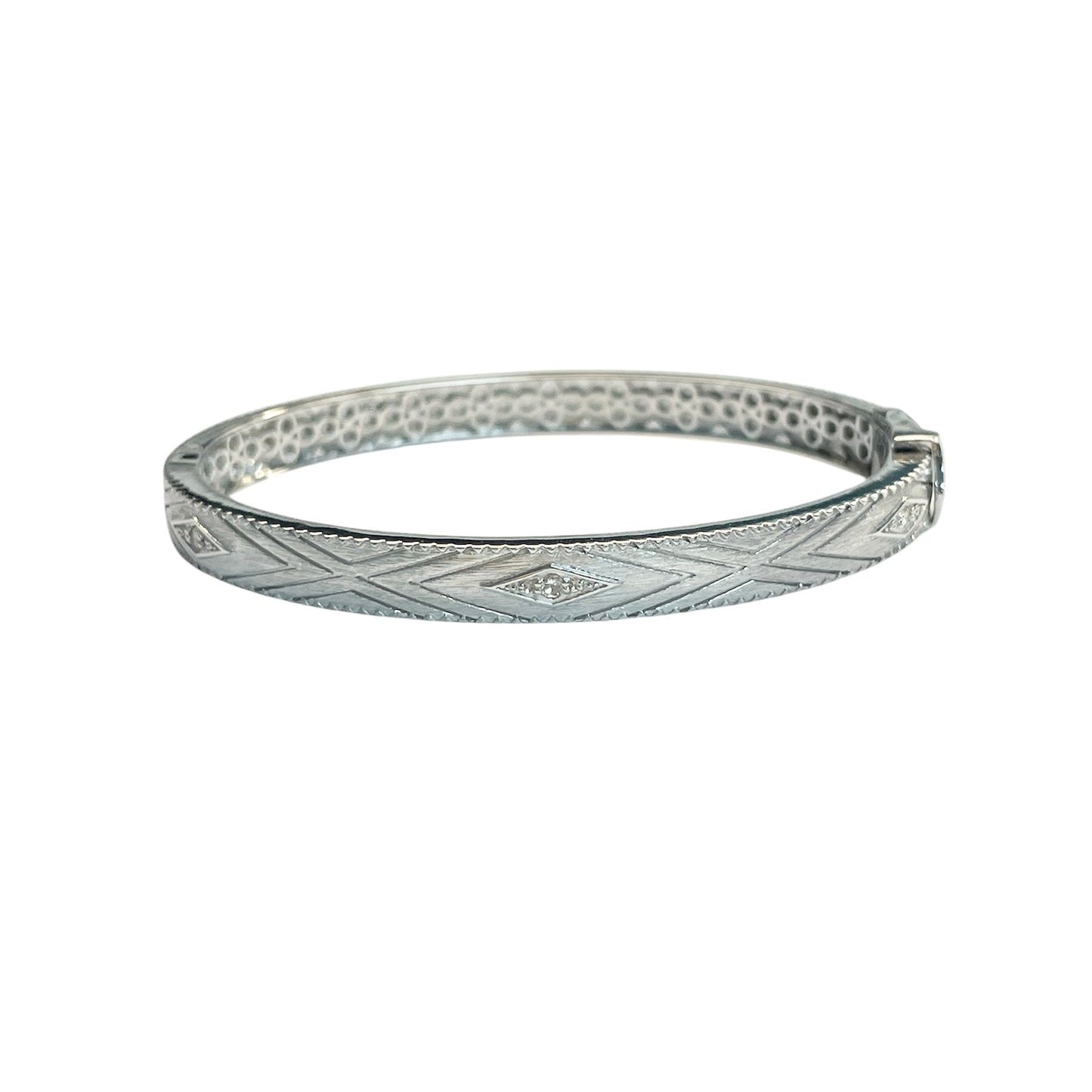 Geometric Lined Milgrain Bangle