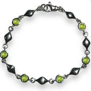 Peridot & Teardrop Bracelet
