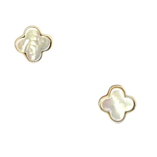 Petite Clover Pearl Stud Earrings