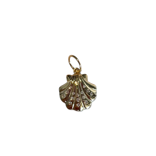 Gold Shell Diamond Pendant