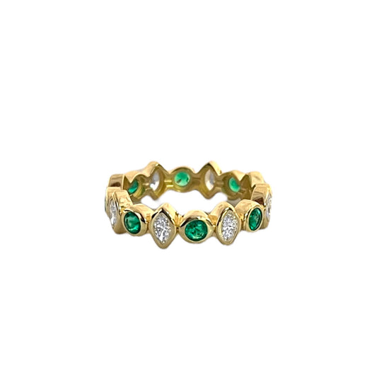 Alternating Diamond & Emerald Ring