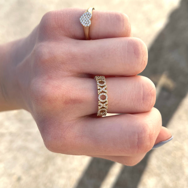Pave Diamond Heart Pinky Ring